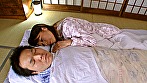 息子に夜這いする五十路母 画像4