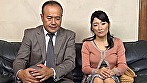 美しすぎる五十路妻 夫の前で他人の肉棒を貪る牝と化す ゆう子