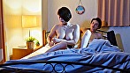 シーン2：人妻の指運動 濃厚お胸体験