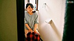 むっちり白肌美人妻は触られてすぐにモジモジ マキ45歳