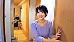 泌尿器科で働く美人ナースさん！「あなたの自宅で早漏に悩む童貞君の暴発改善お手伝いしてくれませんか？」ムラムラ膣キュンしちゃって生中出し筆おろしSPECIAL！ゆうりさん23才ナース歴3年 ちはるさん24才ナース歴3年 - Image 1