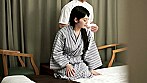 マッサージのつもりが･･･イカされ果てる浴衣姿の人妻4人 38