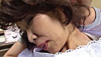 農村で働く熟母スペシャル 谷間から覗く熟れたカラダ･･･ 17