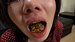 便所飯 食べながらウンチする行儀の悪い女たち サンプル画像2