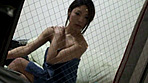 親友の彼女の部屋を盗撮していたら目が合ってバレたはずなのに突然オナニーをし始めるなんて･･･ サンプル画像6