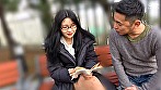韓国で見つけた読書に夢中な堅物系の彼女は、エッチなこと好きでしょ？の直球質問にドギマギ！見かけによらずヤラしいパンティと舌出しべろちゅーで男をその気にさせる！ サンプル画像1