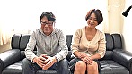寝取られ願望の熟年夫婦 妻の他人棒セックスが見たくて内緒で連れてきたのはAV面接 すみれさん50歳 サンプル画像2