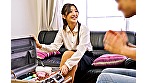 訪問先でおもちゃの実演販売をするトップセールスレディ 水川スミレ サンプル画像11