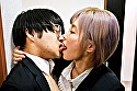 妻子持ちの部下を弄ぶ痴女上司 君島みお - Image 5