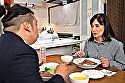 溺愛する息子を禁断の愛で包み込むお母さん 平岡里枝子 - Image 3