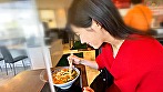 見せ合いながらのW CARSEX 山口葉瑠／葉月シュリ サンプル画像2
