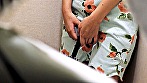 公衆トイレで発情する女 放尿オナニー覗き撮り vol.7 画像4