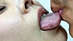 M男が街中で女性に声をかけてキスさせてもらう WEBデザイナー しおりちゃん サンプル画像5