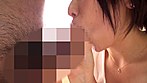 乳首で感じ過ぎるFカップ人妻 宇野杏奈 35歳 AVデビュー 豊満ボディを持て余し、夫以外の男を求める欲求不満妻が初めての変態プレイでイキまくる･･･！ サンプル画像9