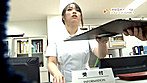 潜入！泌尿器科ナースは手コキで抜いてくれるのか？（3） サンプル画像7