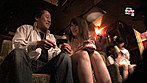 人妻専門おっぱいパブに潜入盗●！（2）～基本スケベだからオイタもOK！本●もOK！？ サンプル画像15