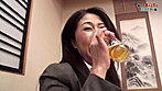 ボインの谷間がタマラない憧れの美人上司と出張先で一戦交えたいオレ サンプル画像9