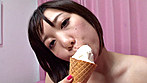 ショートボブの巨乳ちゃんがアレを頬張る姿が実はチンポを頬張る姿よりもエロい件 サンプル画像21