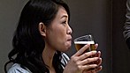 子供を預けてベビー用品をひとりで買いに来る母乳タップリのデカいミルクタンクママをナンパSEX サンプル画像5