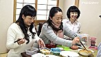 SEXの話ばかりしてそうなママ友たちと合コンしたら想像を絶する尻軽オンナだった！（3） サンプル画像3