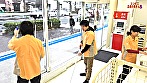 コンビニで一緒に働く店長の奥さんは誰もがソソる美熟女なのでヤラずにはいられない（5） サンプル画像2