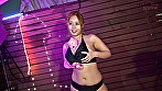ドキッ！ポロリだらけのナイトプールから完全中継～ぬれぬれビキニ美女のコーマン暴露トーク サンプル画像11