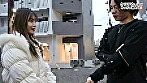 シーン2：「ケツデカいほどめっちゃ潮吹く説」街行く素人女性で検証してみたら想像を超えるすごい潮が目撃できました（4）