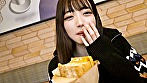 素人女子大生【限定】ゆあちゃん20歳 SNSインフルエンサーとして活動している激カワJD！日頃のストレス発散の為にお忍びで激しすぎる男遊び！ - Image 3