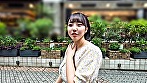 素人JD【限定】はるちゃん21歳 歩いているだけでバインバインに揺れまくりな超ド迫力ボディJD！！重量感たっぷりな爆乳＆爆尻を堪能しながら中出しSEX！！ - Image 1