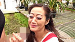全国熟女捜索隊 蘭の花を栽培するイイ匂いのする五十路のお母さん サンプル画像6