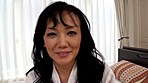 人妻AVデビュードキュメント 男装の麗人を思わせる美人四十路の初エロ撮り！ 宮園涼子45歳 サンプル画像21
