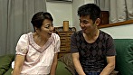 庶民派居酒屋の女将さん 夫の居ぬ間にお店で不倫！酔ったらハメる淫らな熟女 野口史恵 サンプル画像18