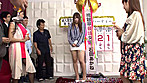 低視聴率で打ち切りになったドラマの打ち上げで全裸で羞恥芸をさせられた演技が下手な美人女優 サンプル画像20