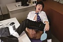 会社一男気のある課長が実は女体化したことを知ってしまった部下OLの私 サンプル画像2
