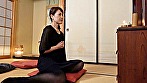 シーン1：六十路の美乳未亡人に中出し 2