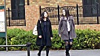シーン1：綺麗な熟女が素人女子をレズナンパ 3