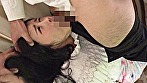 カーテン1枚の中の密室 試着室でこっそり●されるアパレル店員 2
