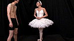 羞恥！ INTERNATIONAL BALLET COMPETITION WINNER 麻宮玲 軟体開脚拘束電マ！マシンバイブで激イカセ！生中出し12発！で引退！ サンプル画像2