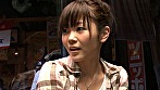 羞恥！彼氏連れ素人娘をマシンバイブでこっそり攻めまくれ！ 素人VSマシンバイブ 激安居酒屋にマジックミラー特設スタジオを設置 過去36人のアクメ娘を完全収録、そして新たに厳選美少女を4人撮り下ろした25SEX！8時間スペシャル！ サンプル画像16