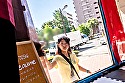 ついに口説けた！ハメられてAVデビューしてしまったサディスティックヴィレッジの女AD サンプル画像1