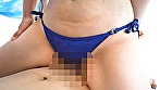 素人バラエティ 湘南地元妻乳首責め＆素股抜きチャレンジ！巨乳妻が「ごめんねぇッ」と旦那に謝りながら、ギン勃起デカチンを一心不乱に膣に擦り付け発情！罰ゲームのことなんか忘れて、自分から騎乗位で挿入！ナマ中出しをおねだり！！ - Image 1