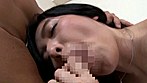 下着で誘惑する隣人奥様 八咲唯 34歳 サンプル画像11