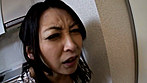 動くビニール本シリーズ12 おもらしドキュメント ～我慢できなかった熟女～ サンプル画像14