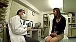 婦人科で医学的に映像が必要だと何も言えない女性患者達を騙して撮影する悪徳医師。ついにチ○ポまで突き刺しちゃいました。 サンプル画像12