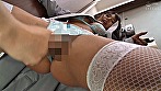 バイブをマ●コに突っ込んだ状態で現れる超ドエロいデリヘルがあるという噂を聞きつけ実際に呼んでみたら、想像を超えるエロが目の前に広がっていた！！ Part5 サンプル画像3