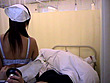 看護師になりすまして、患者さんの溜まってるザーメンを手コキ・セックスでご奉仕性看護！！ サンプル画像4