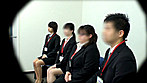 面接中のパンチラは内定欲しさの最終手段！？就職難のリクスー（リクルートスーツ）女子大生はセックスまでさせてくれるのは本当か？ サンプル画像2