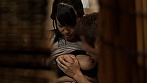 居酒屋の個室で“すだれ1枚”隣の大槻ひびきちゃんが潮吹きしまくり見せつけ！ コンドームが無い状況で発情した一般カップルは営業中の店内で飛び火（生）中出しSEX！！！ サンプル画像15