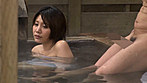 「寝取られ願望」 愛する妻が目の前の他人チ○ポに戸惑い！欲情！真正中出し！！自慢の妻をハダカで男湯へ4 サンプル画像20