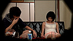30cmの赤い糸に繋がれたまま見知らぬ男女が一晩過ごしたら･･･火が付いて初対面SEXに落ちるのか？ シーズン2 サンプル画像7